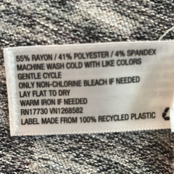 Knox Rose Waterfall Sweater - Picture 5 of 10